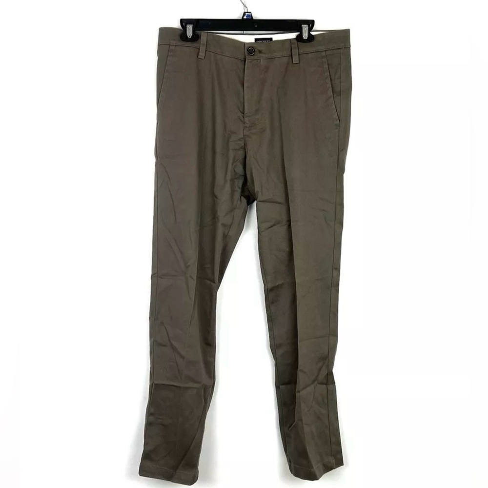 Dockers Men’s Brown Khaki Pants Size 33 X 32